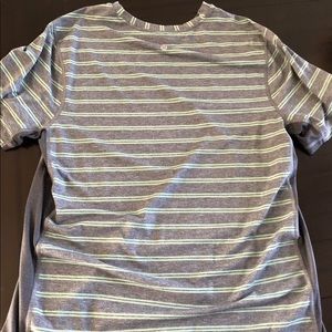 Lululemon large shirt